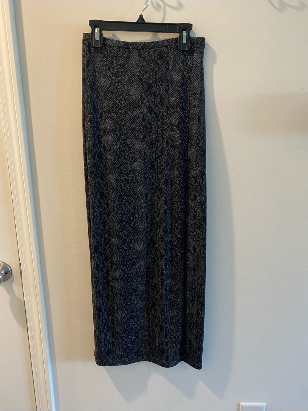 Express Black Snake-Print Maxi Skirt